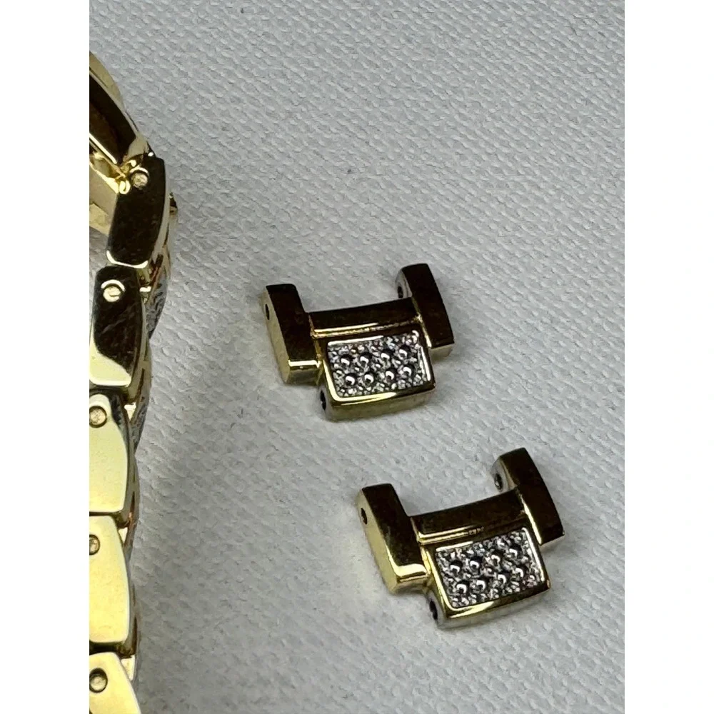Bulova 98L306 Swarovski Crystal Gold Tone Watch MOP‎ Dial Box Extra Links